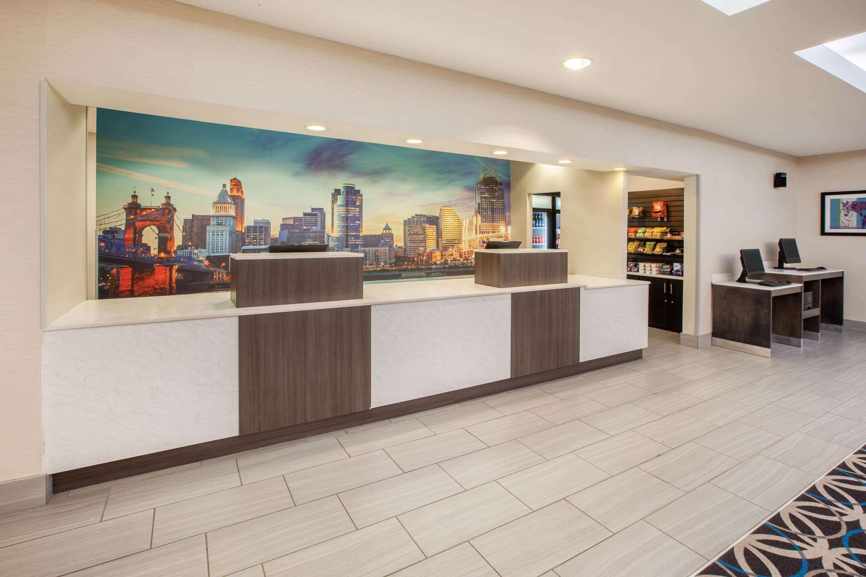La Quinta By Wyndham Cincinnati Airport Florence Exterior photo
