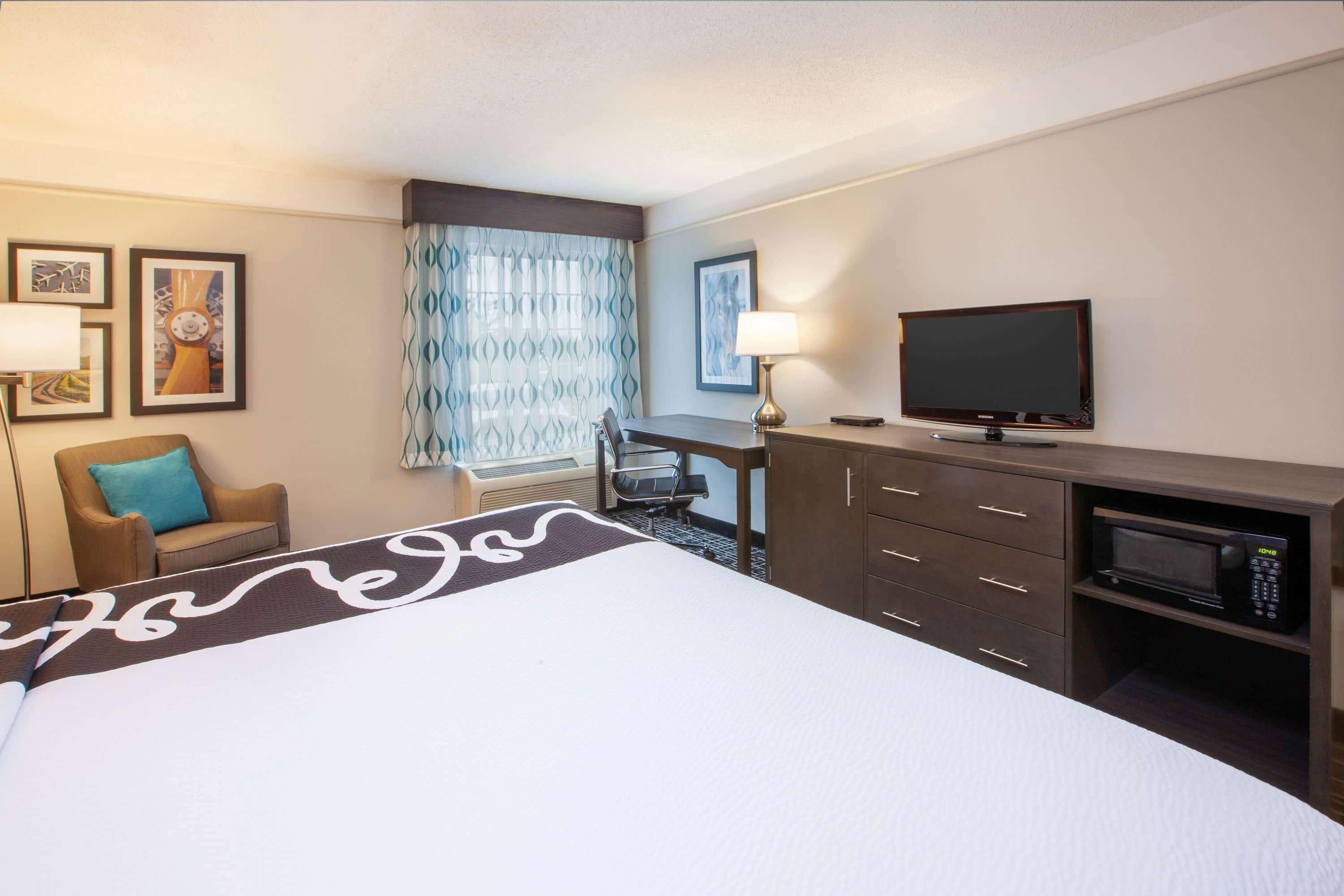 La Quinta By Wyndham Cincinnati Airport Florence Exterior photo